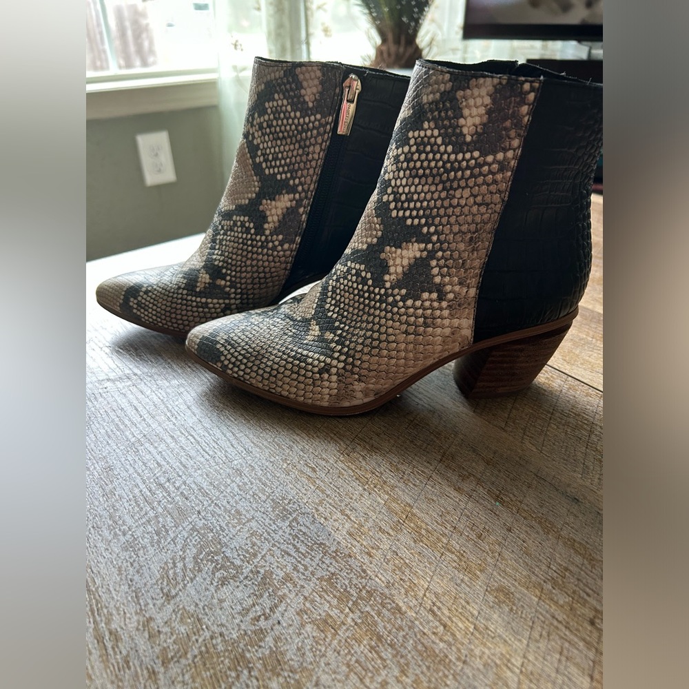 Vince Camuto booties. Snake skin texture gently used no marks